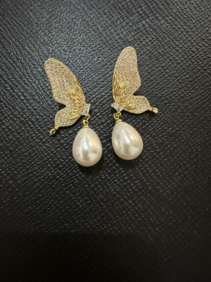 گوشواره پروانه طلایی